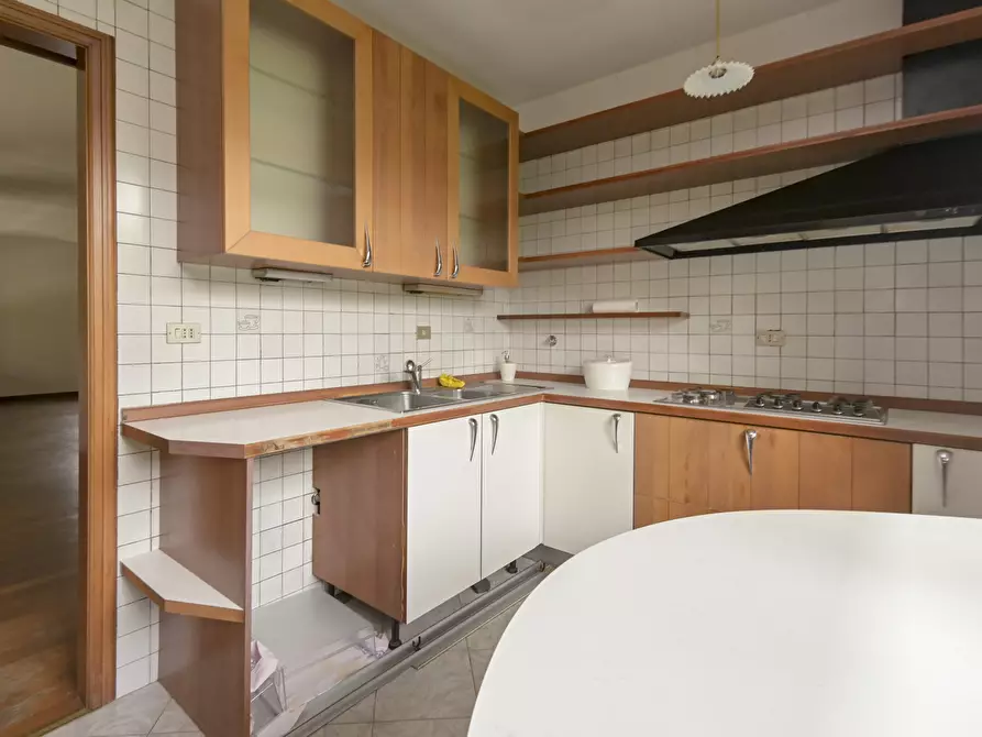 Immagine 37 di Villa in vendita  in Via Loreto 86 a Lanzo Torinese