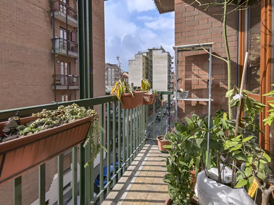 Immagine 47 di Pentalocale in vendita  in Via Trana a Torino