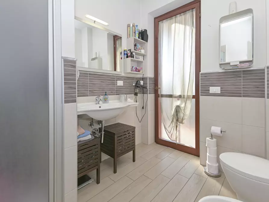 Immagine 31 di Quadrilocale in vendita  in Via Guido Gozzano 48 a Strambino