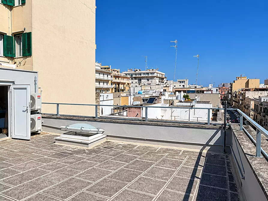 Immagine 29 di Bilocale in vendita  in Via Bixio 210 a Monopoli