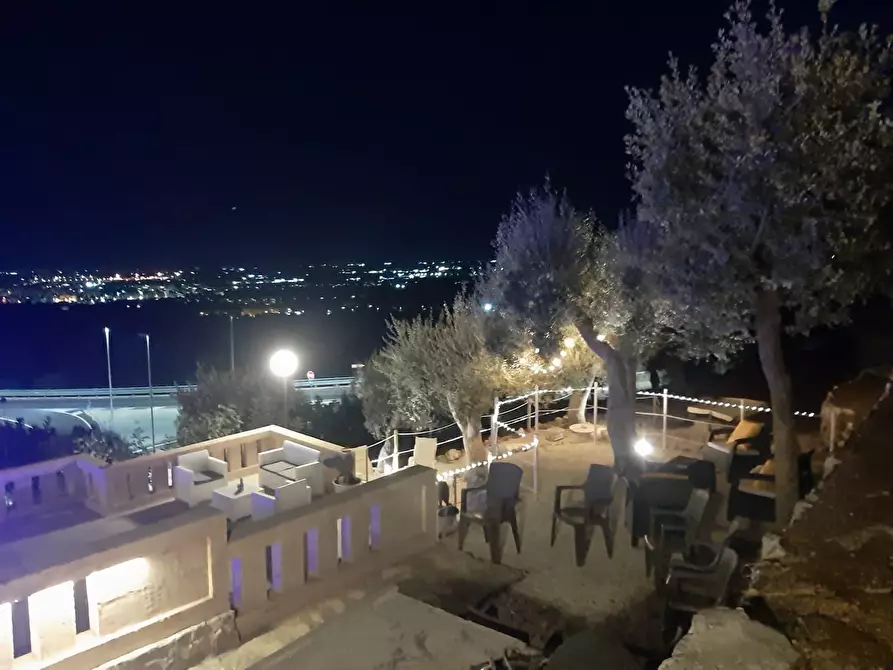 Immagine 38 di Rustico / casale in vendita  in Viale Monte Cannone a Fasano