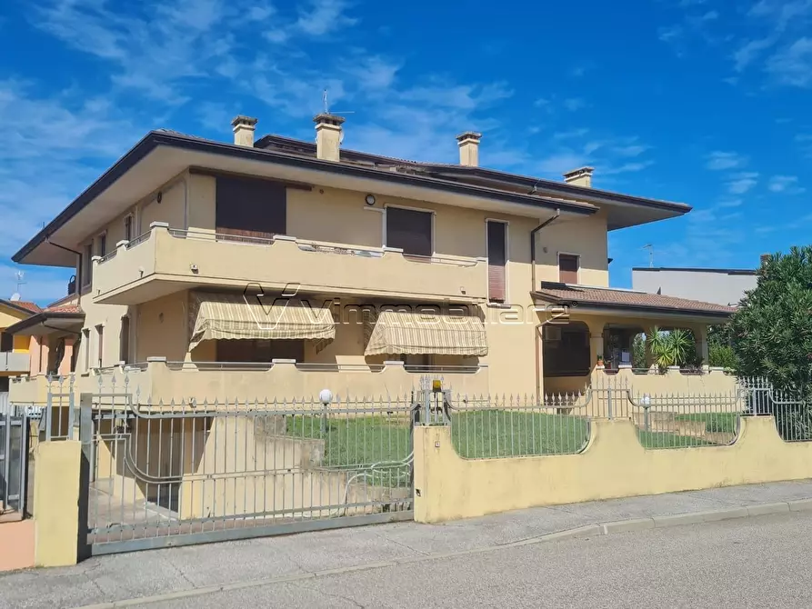 Immagine 2 di Quadrilocale in vendita  in via Andrea Palladio 6 int.4 a Poiana Maggiore