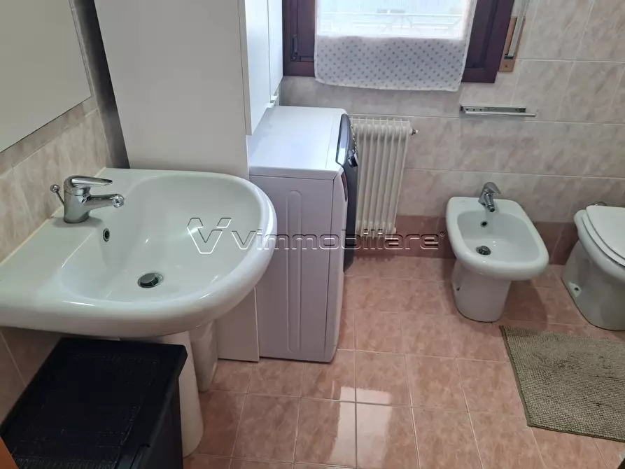 Immagine 19 di Trilocale in vendita  in Via primo maggio 9/11 a Noventa Vicentina