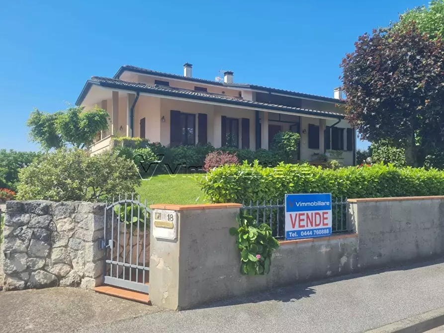 Immagine 1 di Villa in vendita  in Via Palladio 18 a Poiana Maggiore