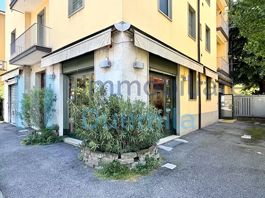Immagine 24 di Attività artigianale in vendita  a Bologna