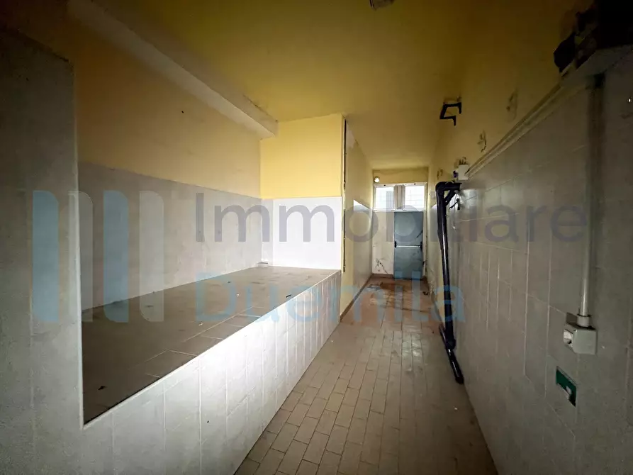 Immagine 23 di Locale commerciale in vendita  a Ozzano Dell'emilia