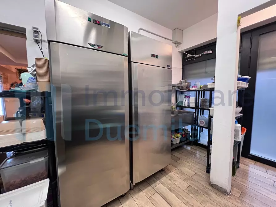 Immagine 18 di Attività artigianale in vendita  a Bologna