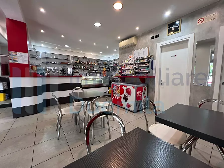 Immagine 4 di Bar / Ristorante in vendita  a Bologna
