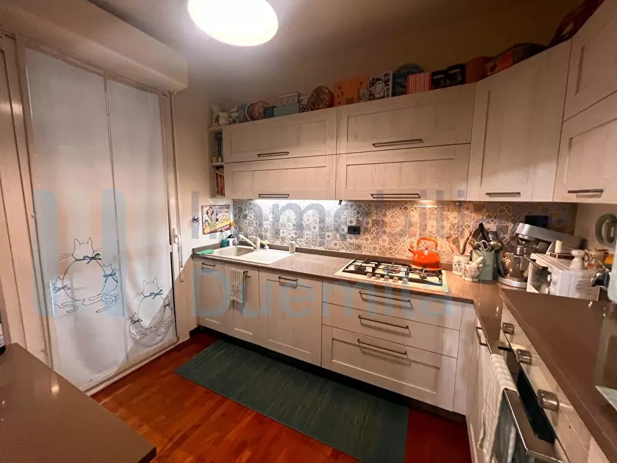 Immagine 12 di Pentalocale in vendita  a Bologna