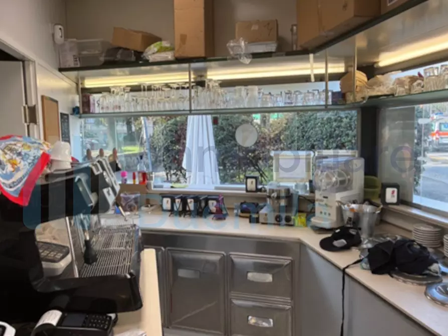 Immagine 1 di Bar / Ristorante in vendita  a Bologna