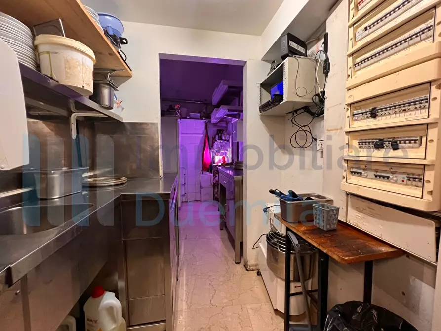 Immagine 10 di Bar / Ristorante in vendita  a Bologna