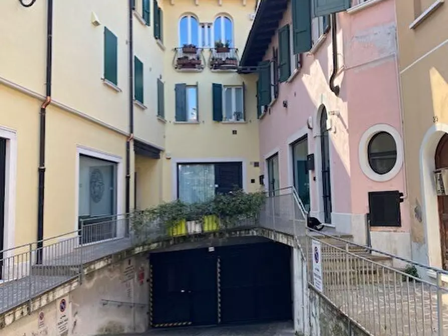 Immagine 16 di Quadrilocale in affitto  in Via Annunciata 9 a Desenzano Del Garda