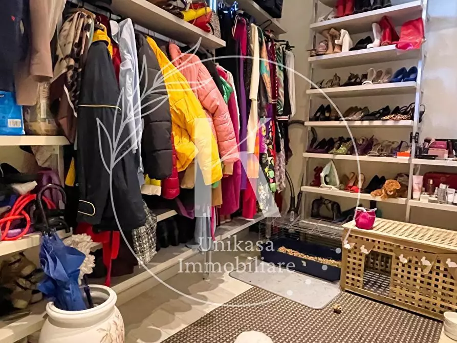 Immagine 18 di Pentalocale in vendita  in Via Nizza a Savona