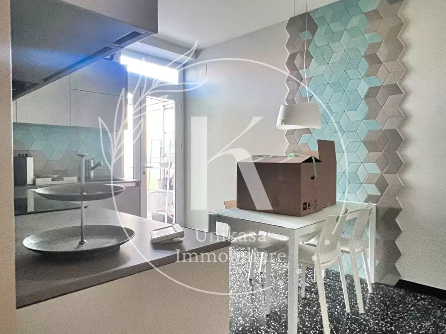 Immagine 13 di Pentalocale in vendita  in Via XX Settembre 21 a Savona