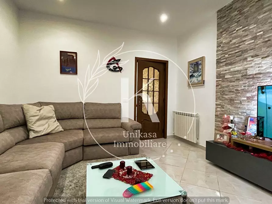 Immagine 3 di Pentalocale in vendita  in Via Antonio Gramsci 65 a Vado Ligure