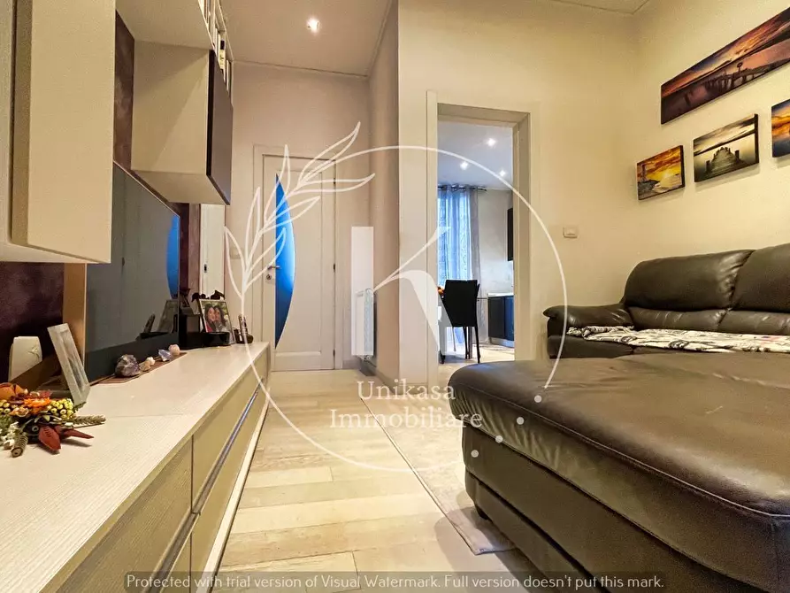 Immagine 8 di Pentalocale in vendita  in Via Nizza a Savona