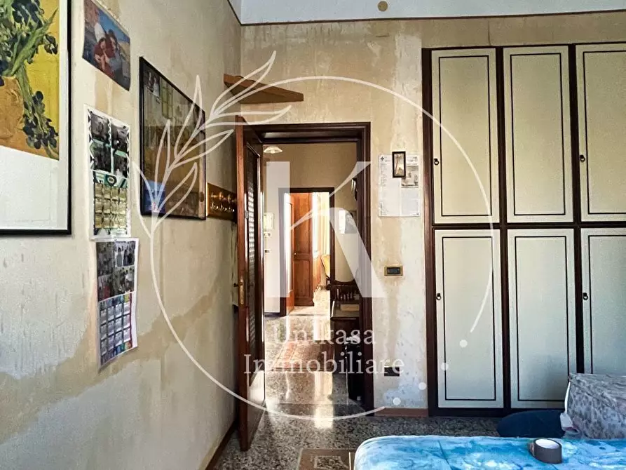 Immagine 10 di Quadrilocale in vendita  in Via Anton Giulio Barrili a Savona