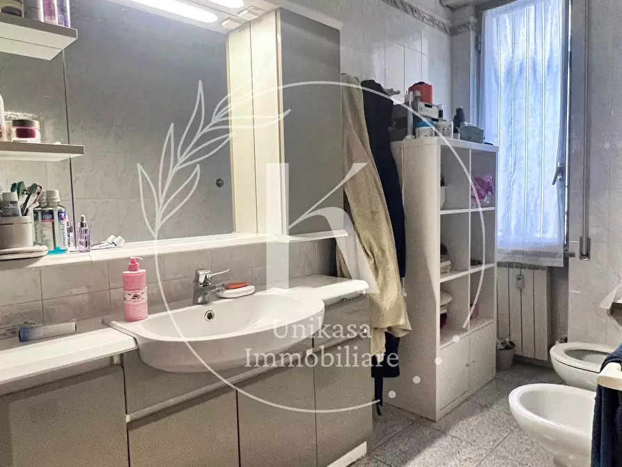 Immagine 15 di Quadrilocale in vendita  in Via Francesca Lanzone a Savona