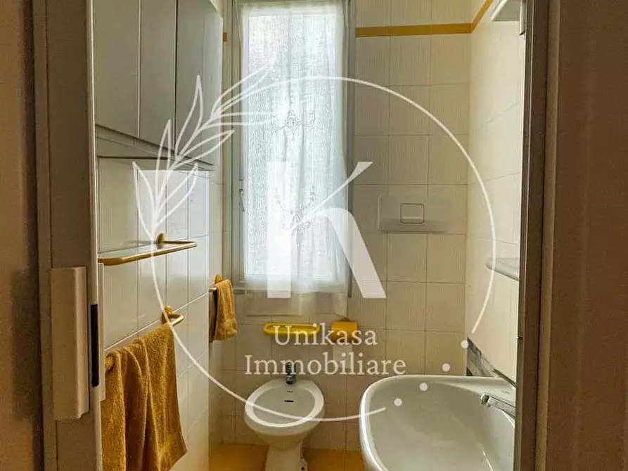 Immagine 13 di Pentalocale in vendita  in Piazza Guglielmo Marconi a Savona