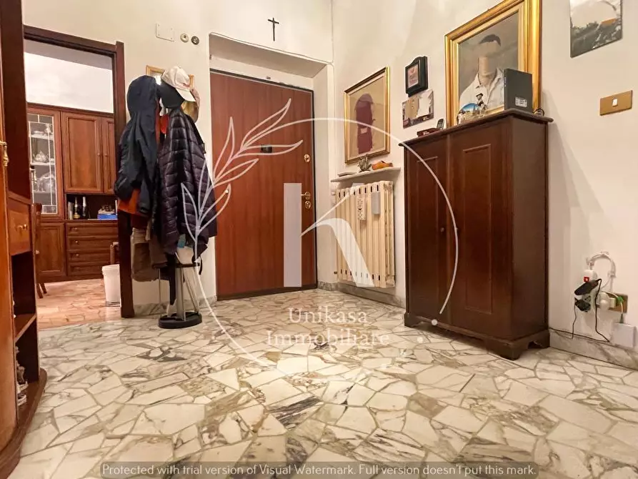 Immagine 1 di Pentalocale in vendita  in Via XX Settembre a Savona