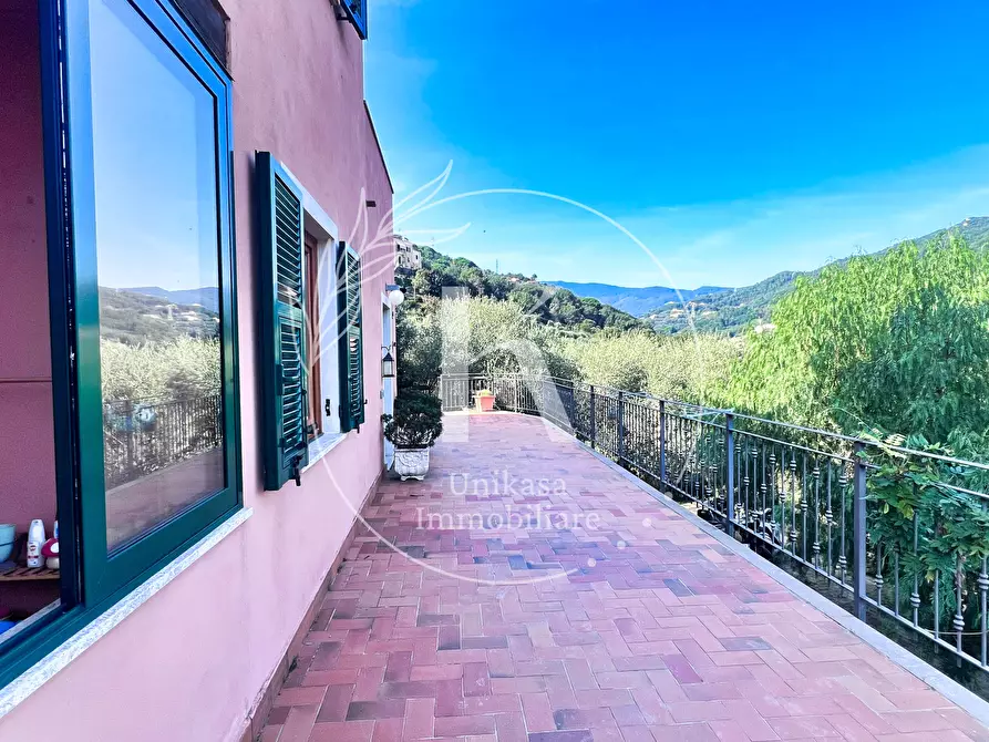 Immagine 19 di Villa in vendita  in Via per Calice a Finale Ligure