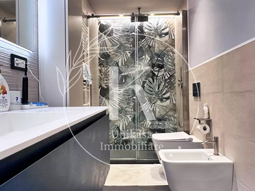 Immagine 43 di Quadrilocale in vendita  in Via Giuseppe Delfino 9 a Quiliano