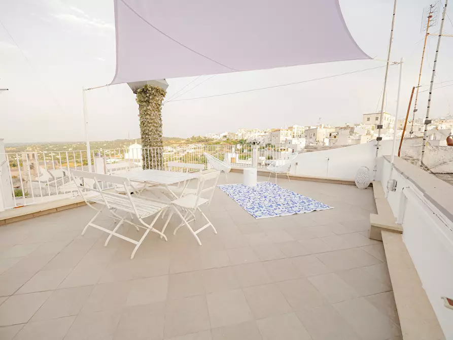 Immagine 2 di Palazzo in vendita  in Via Cattedrale a Ostuni