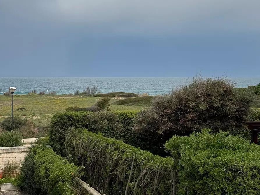 Immagine 30 di Villa in vendita  in Piazza dell' Angelo a Ostuni