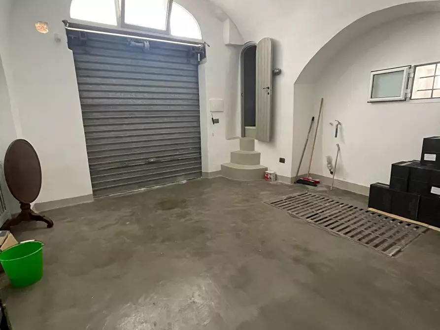 Immagine 22 di Casa indipendente in vendita  in Via Roma a Ostuni