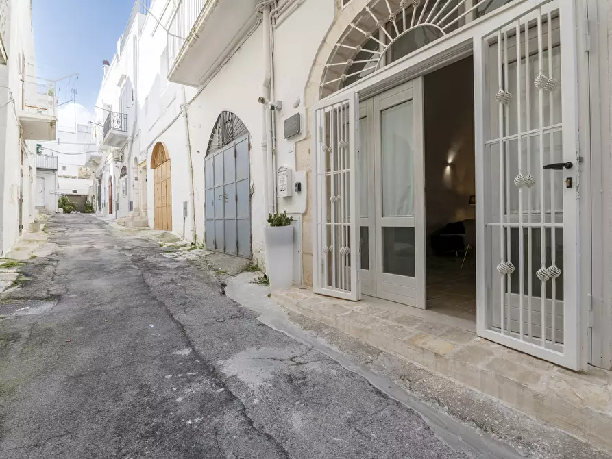 Immagine 2 di Casa indipendente in vendita  in Piazza della Libertà a Ostuni