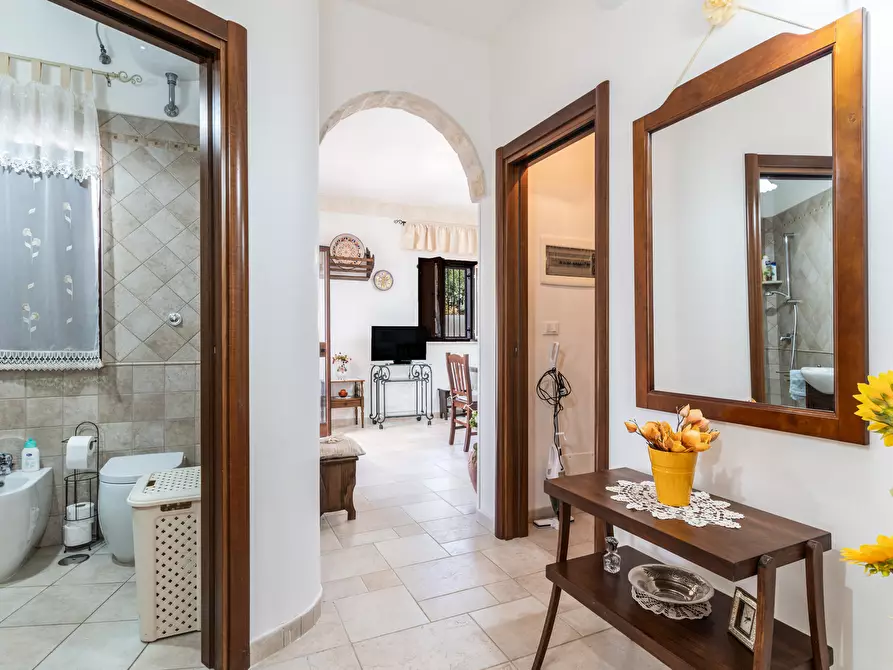 Immagine 58 di Villa in vendita  in Via Provinciale Martina Franca a Ostuni