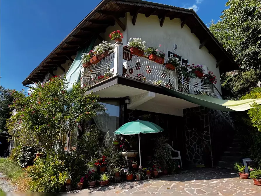 Immagine 2 di Villa in vendita  in Via Giovo 50 a Pontinvrea