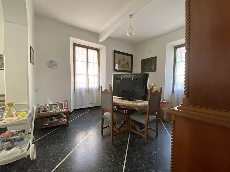 Immagine 34 di Palazzo in vendita  in Via Stefano Ramorino 3 a Urbe