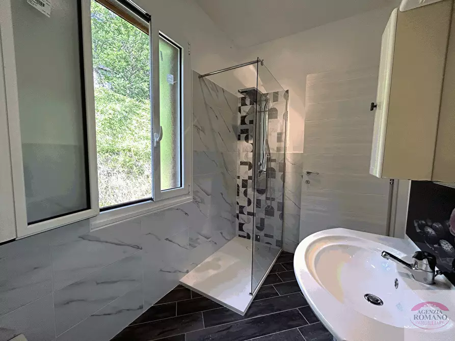 Immagine 8 di Villetta a schiera in vendita  in Località Giardini 11-12 a Sassello