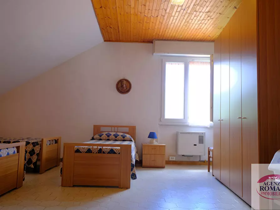 Immagine 20 di Mansarda in vendita  in Via Dano 22 a Urbe
