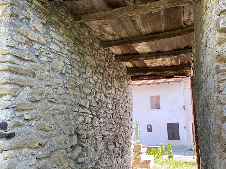 Immagine 5 di Rustico / casale in vendita  in Frazione Garini a Cartosio