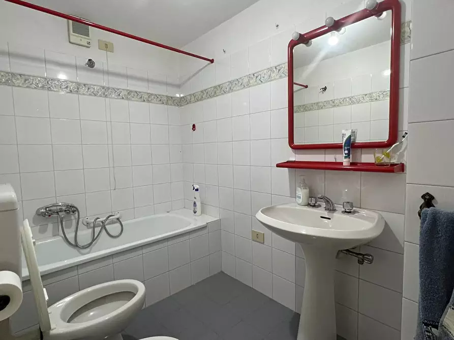 Immagine 9 di Porzione di casa in vendita  in Via Nicolò Massa 86 a Stella