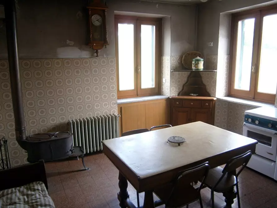 Immagine 15 di Rustico / casale in vendita  a Ponzone