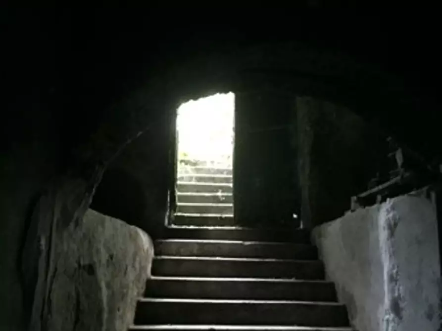 Immagine 39 di Appartamento in vendita  in via piazze 1 a Cremolino