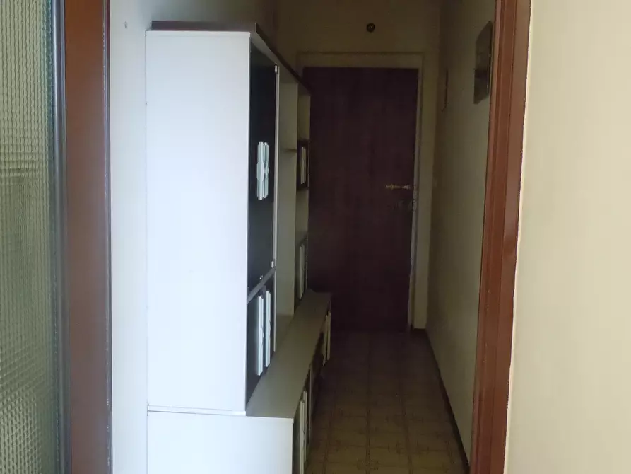 Immagine 9 di Appartamento in affitto  a Urbe