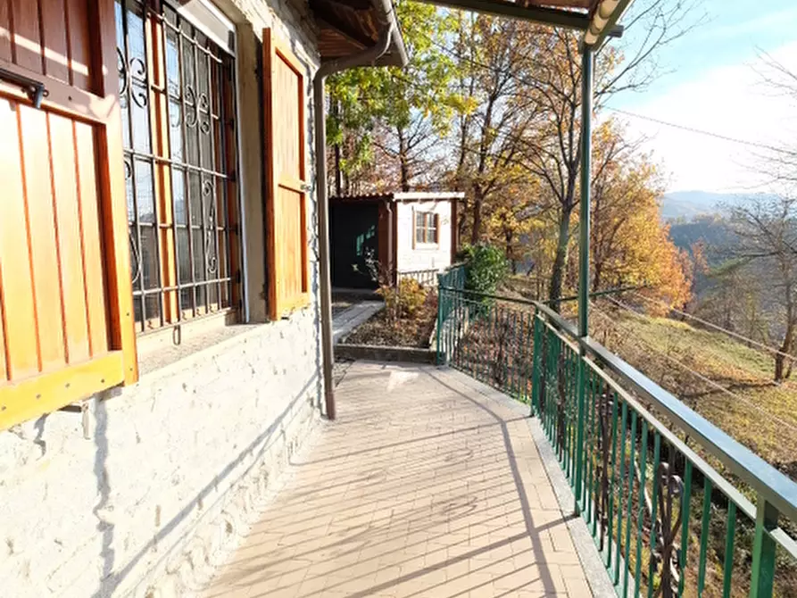 Immagine 25 di Villa in vendita  in Località Brigiola 28 a Sassello