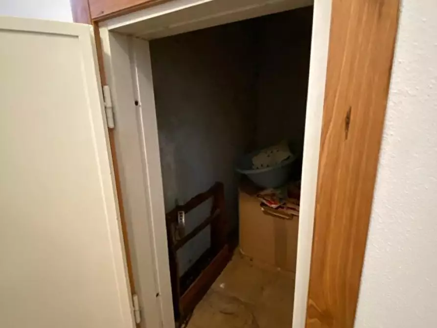 Immagine 16 di Appartamento in vendita  a Urbe