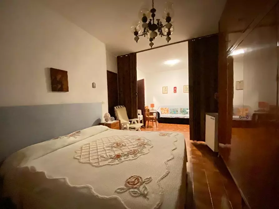 Immagine 5 di Casa trifamiliare in vendita  in via Vara Superiore 86 a Urbe