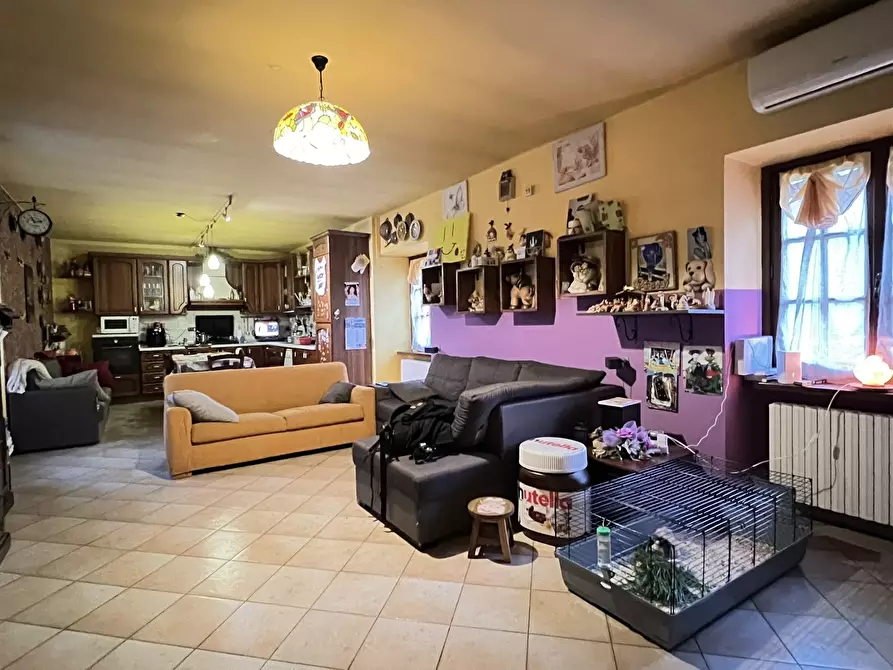 Immagine 13 di Casa indipendente in vendita  a Malvicino