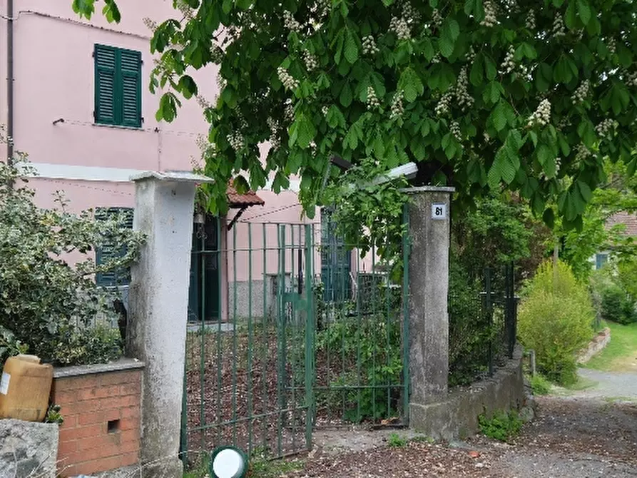 Immagine 16 di Appartamento in vendita  a Tiglieto