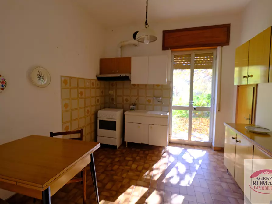 Immagine 20 di Casa indipendente in vendita  a Urbe