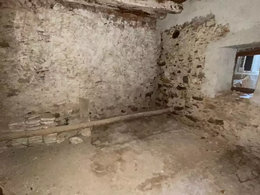 Immagine 25 di Porzione di casa in vendita  a Sassello
