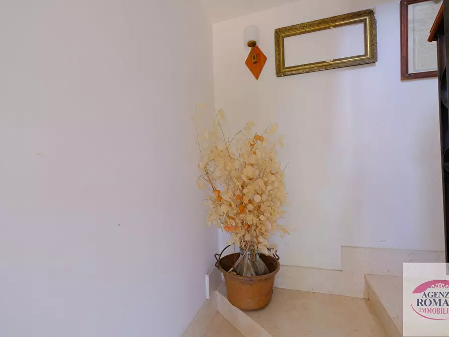 Immagine 23 di Villa in vendita  a Pareto