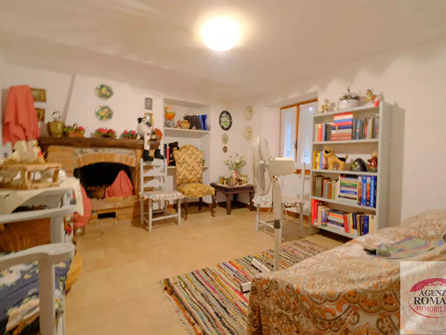 Immagine 40 di Rustico / casale in vendita  a Pareto