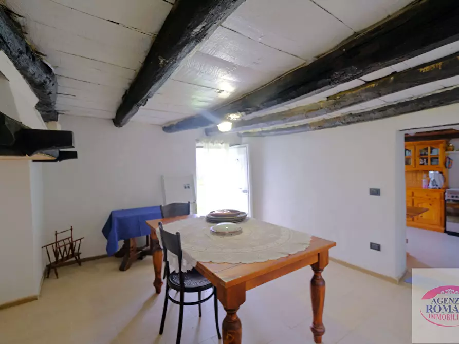 Immagine 20 di Rustico / casale in vendita  a Pareto